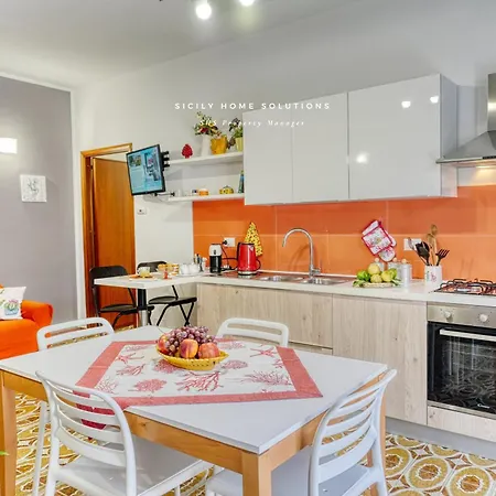 Prázdninový dům Casa Dei Coralli Panoramic Sea View Centro Storico By Sicily Solutions Castellammare del Golfo