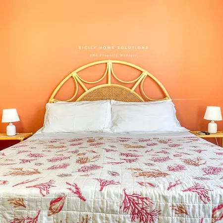 Casa Dei Coralli Panoramic Sea View Centro Storico By Sicily Solutions