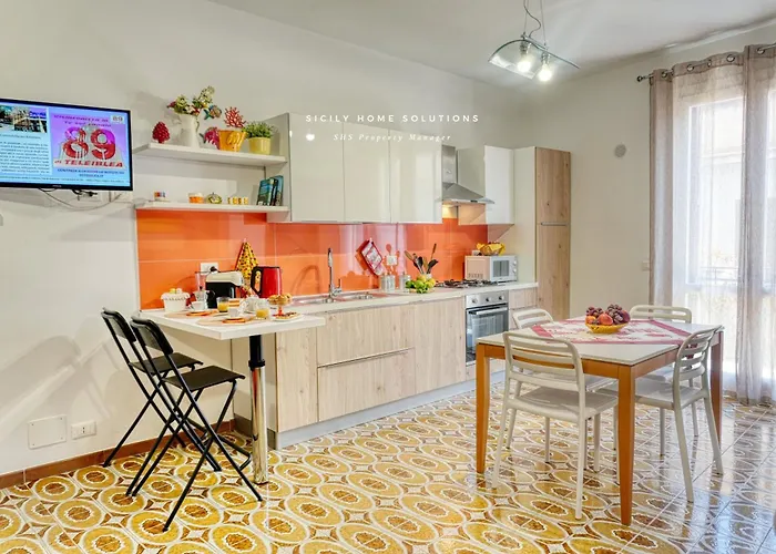 Casa Dei Coralli Panoramic Sea View Centro Storico By Sicily Solutions * Castellammare del Golfo