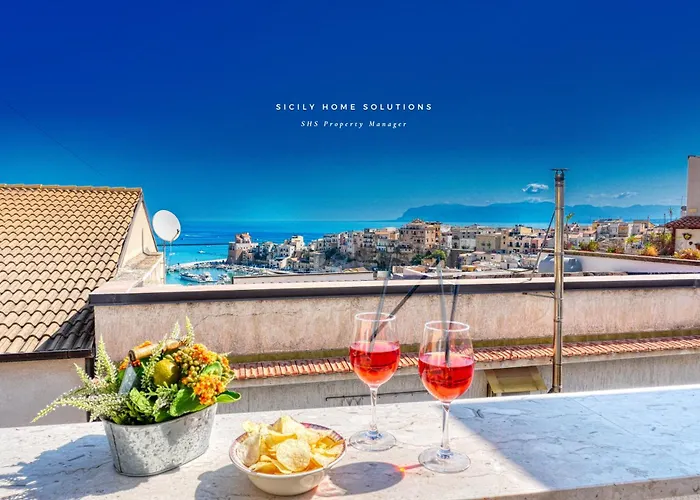 Prázdninový dům Casa Dei Coralli Panoramic Sea View Centro Storico By Sicily Solutions