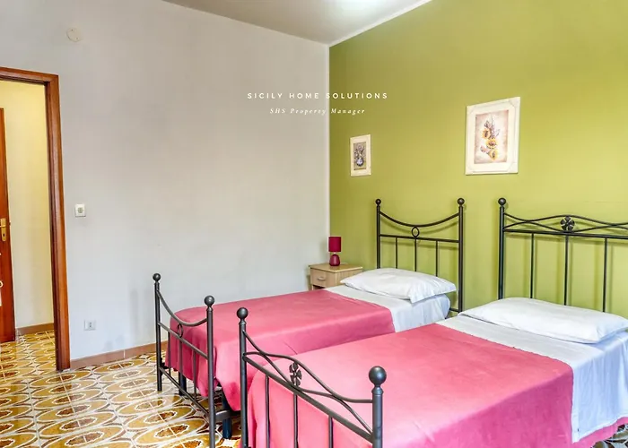 Casa Dei Coralli Panoramic Sea View Centro Storico By Sicily Solutions * Castellammare del Golfo