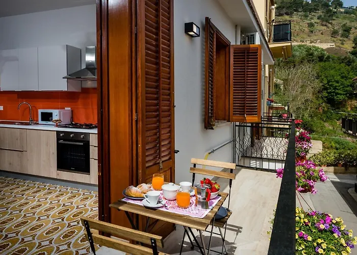 Casa Dei Coralli Panoramic Sea View Centro Storico By Sicily Solutions *